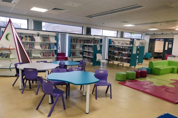 Forum Library - Room